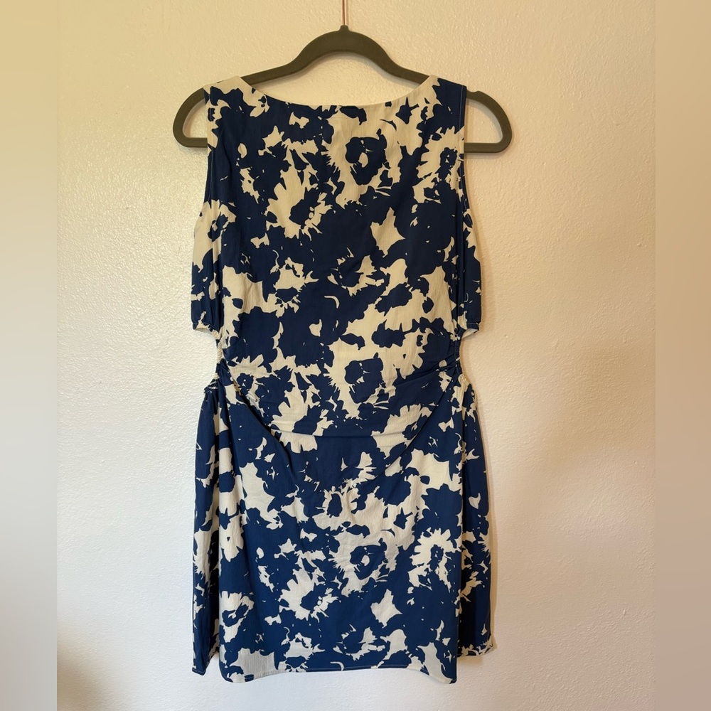 Abercrombie & Fitch Floral Cutout Dress